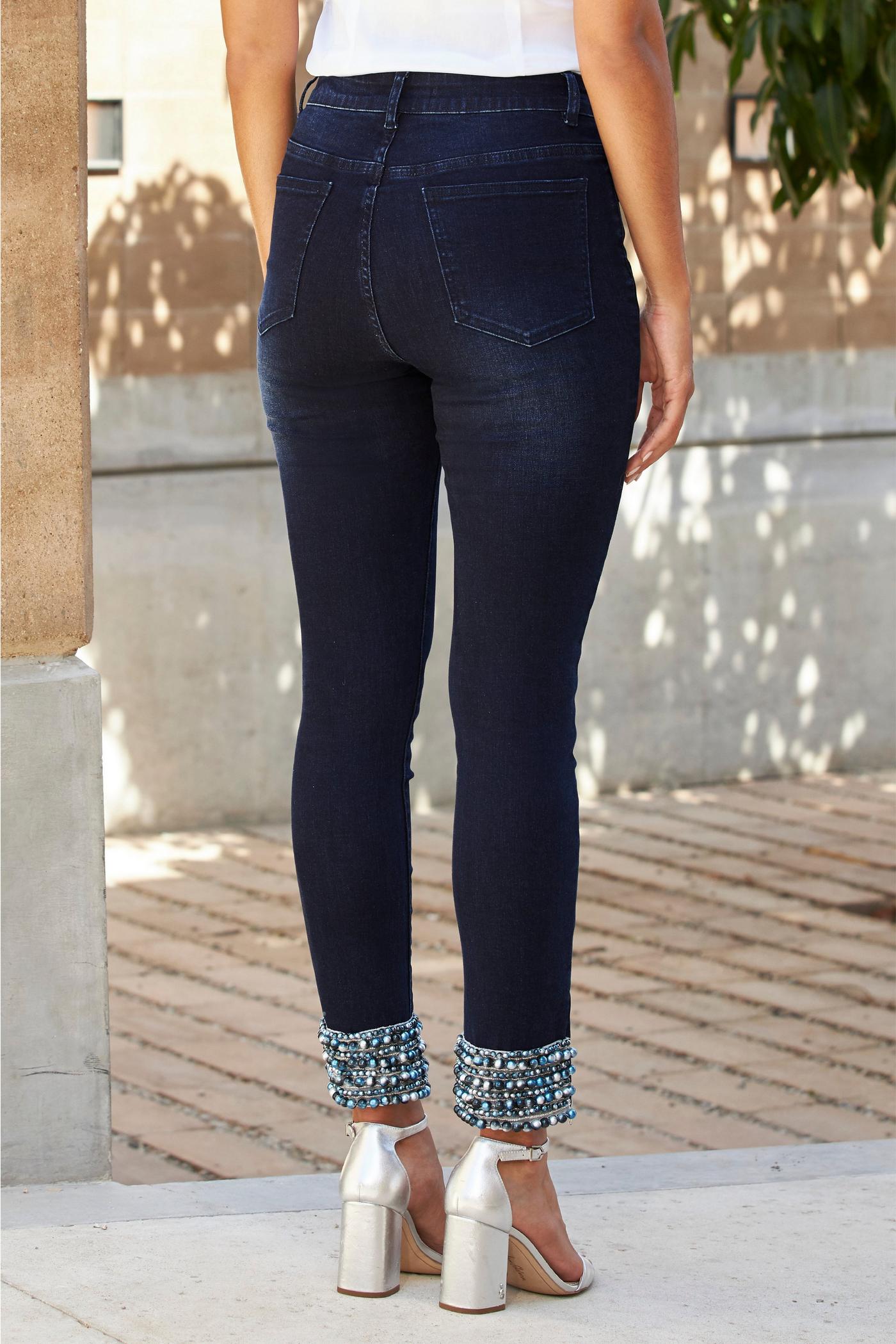 Mixed Pearl Ankle Jean Light Wash