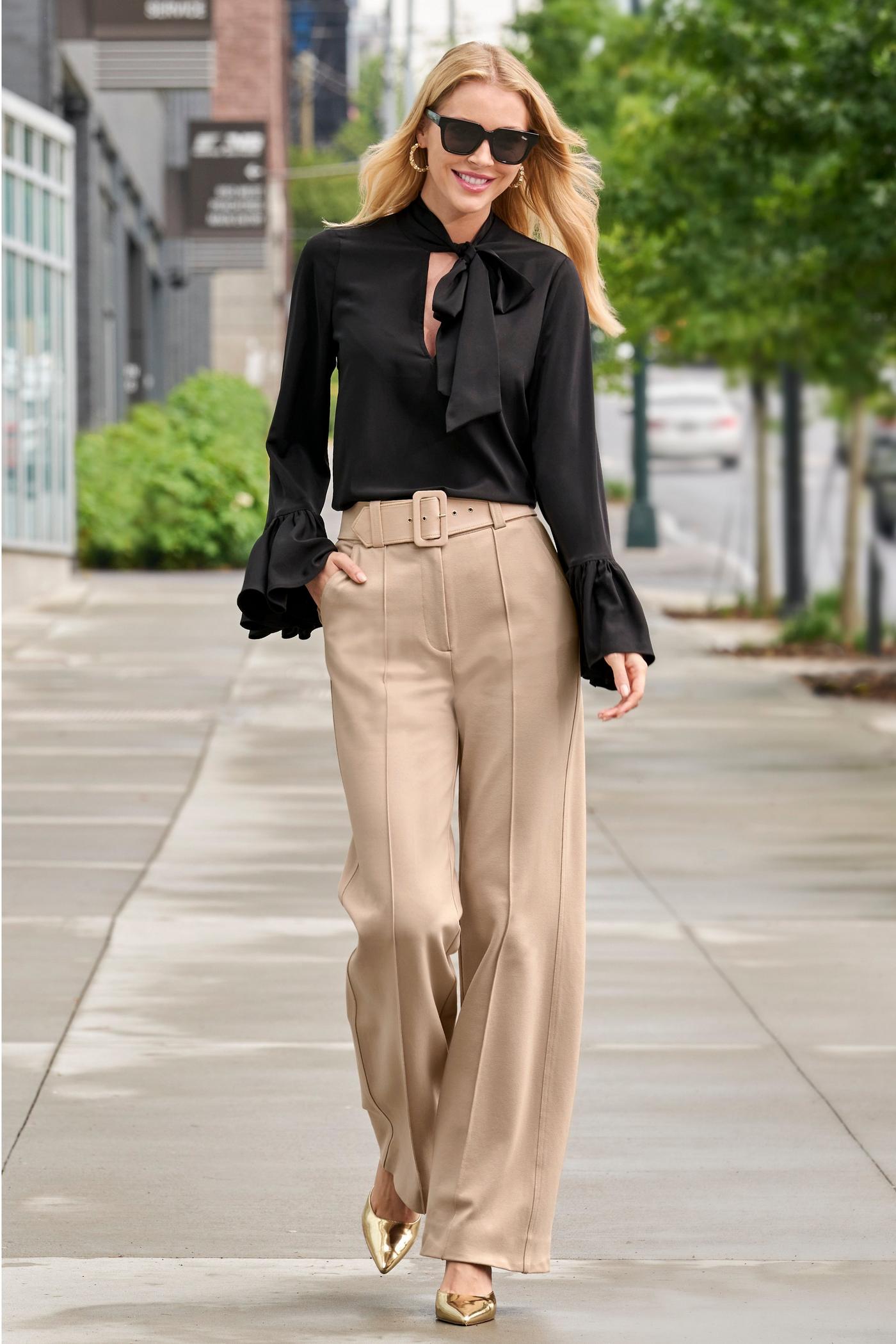 Insight Sight Ruched Ankle Pant in Natural