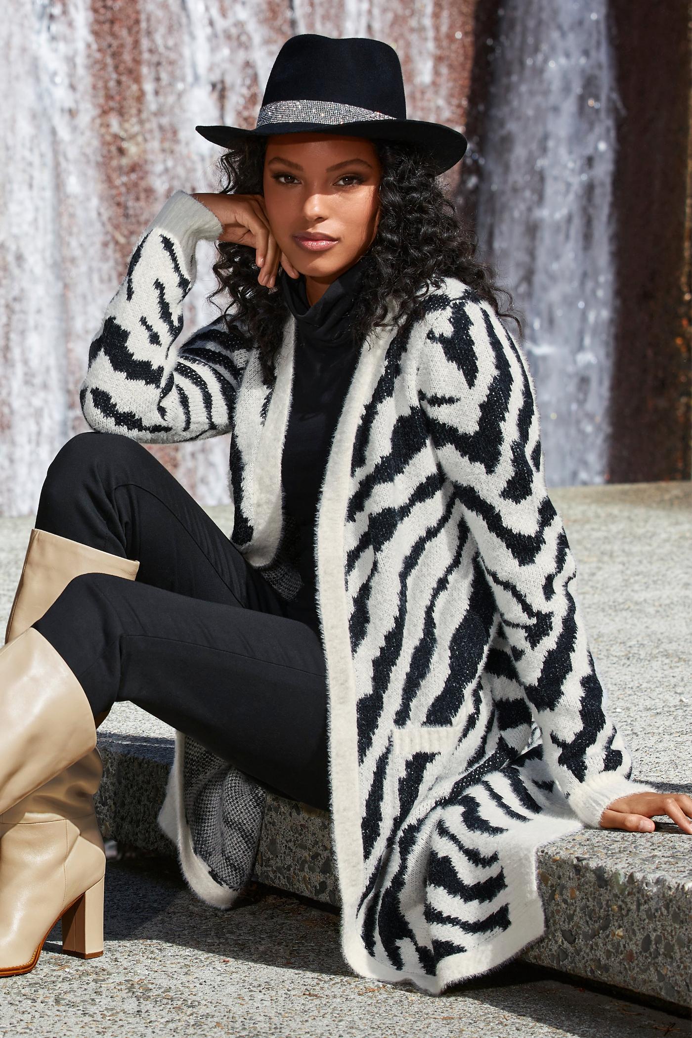 Zebra Jacquard Duster - Black/White | Boston Proper