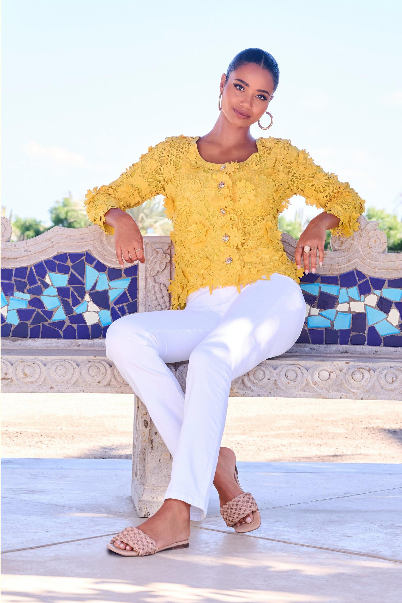 Three-Quarter Sleeve 3D Floral Lace Jacket - Lemon Drop Yellow