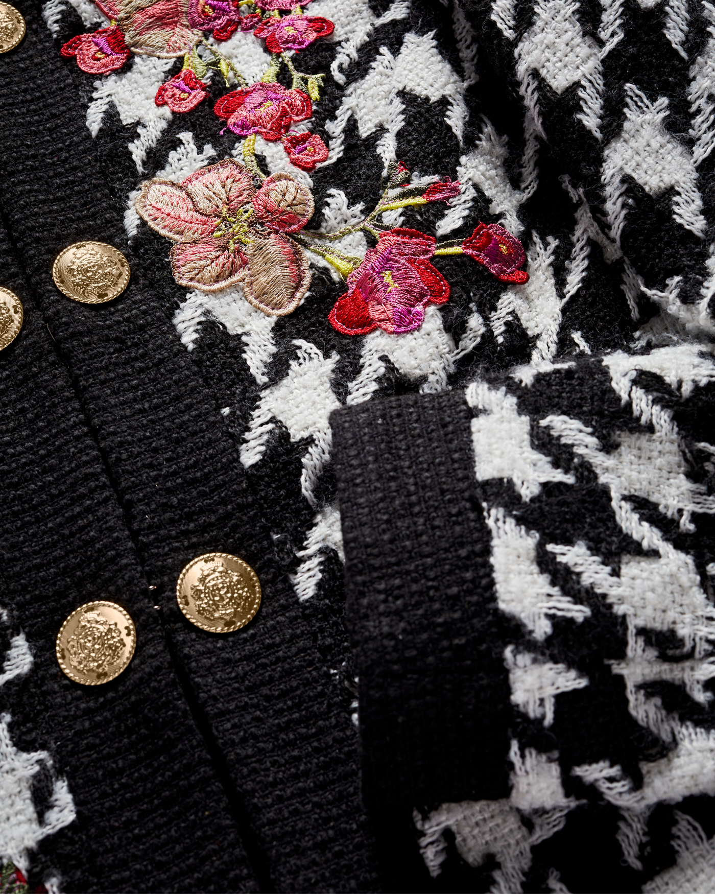 Houndstooth Tweed Jacket with Floral Embroidery - Black/White  display picture 1