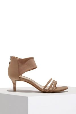 triple strap mesh heel