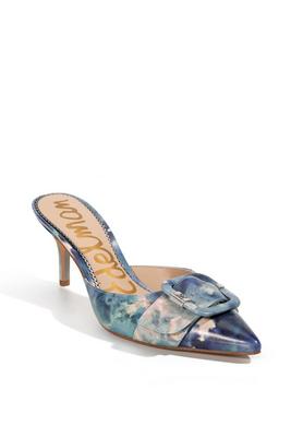 tie-dye mule pump