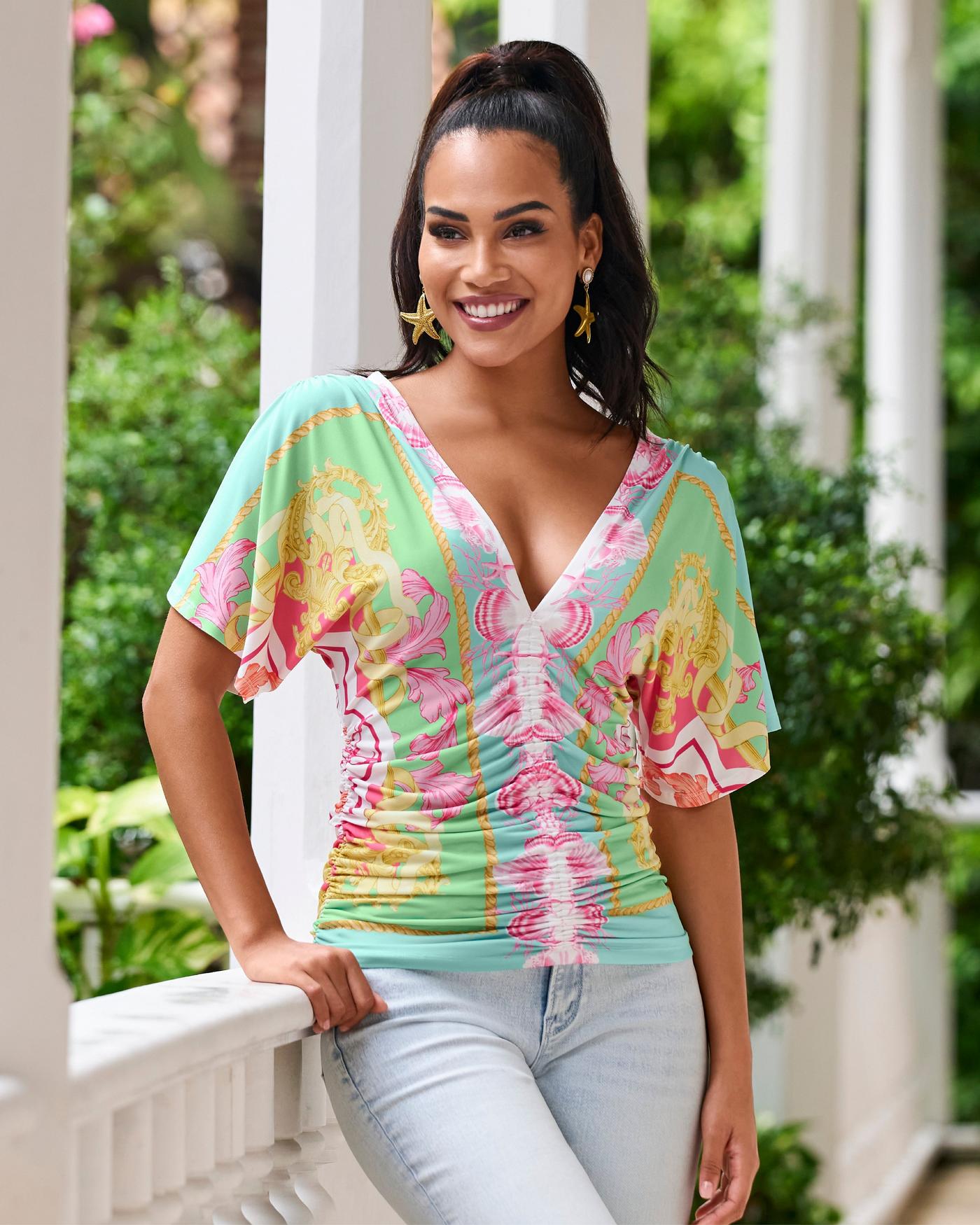 So Chic Sea Life Status Ruched Top Multi