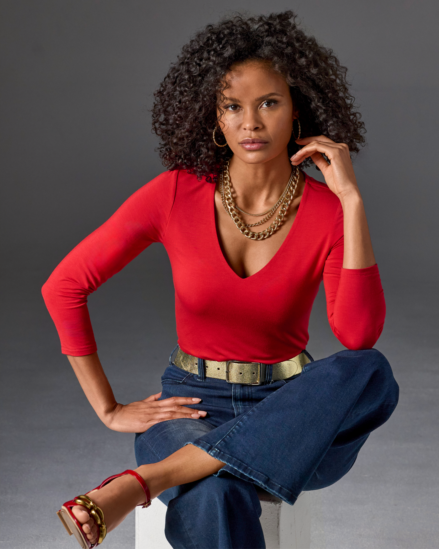 Effortless Three Quarter Sleeve V Neck Lipstick Red
