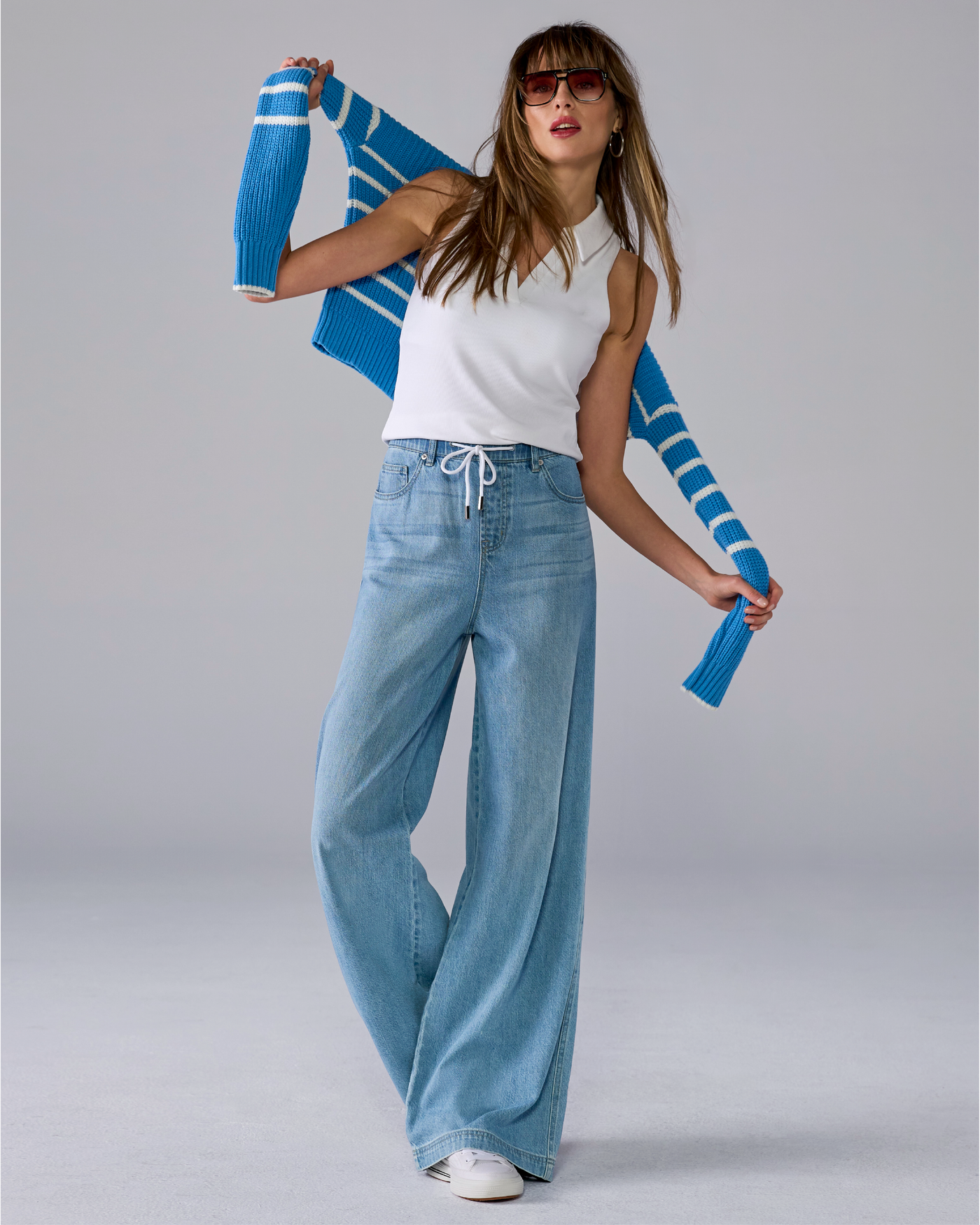 Drawstring Wide Leg Jean Light Wash