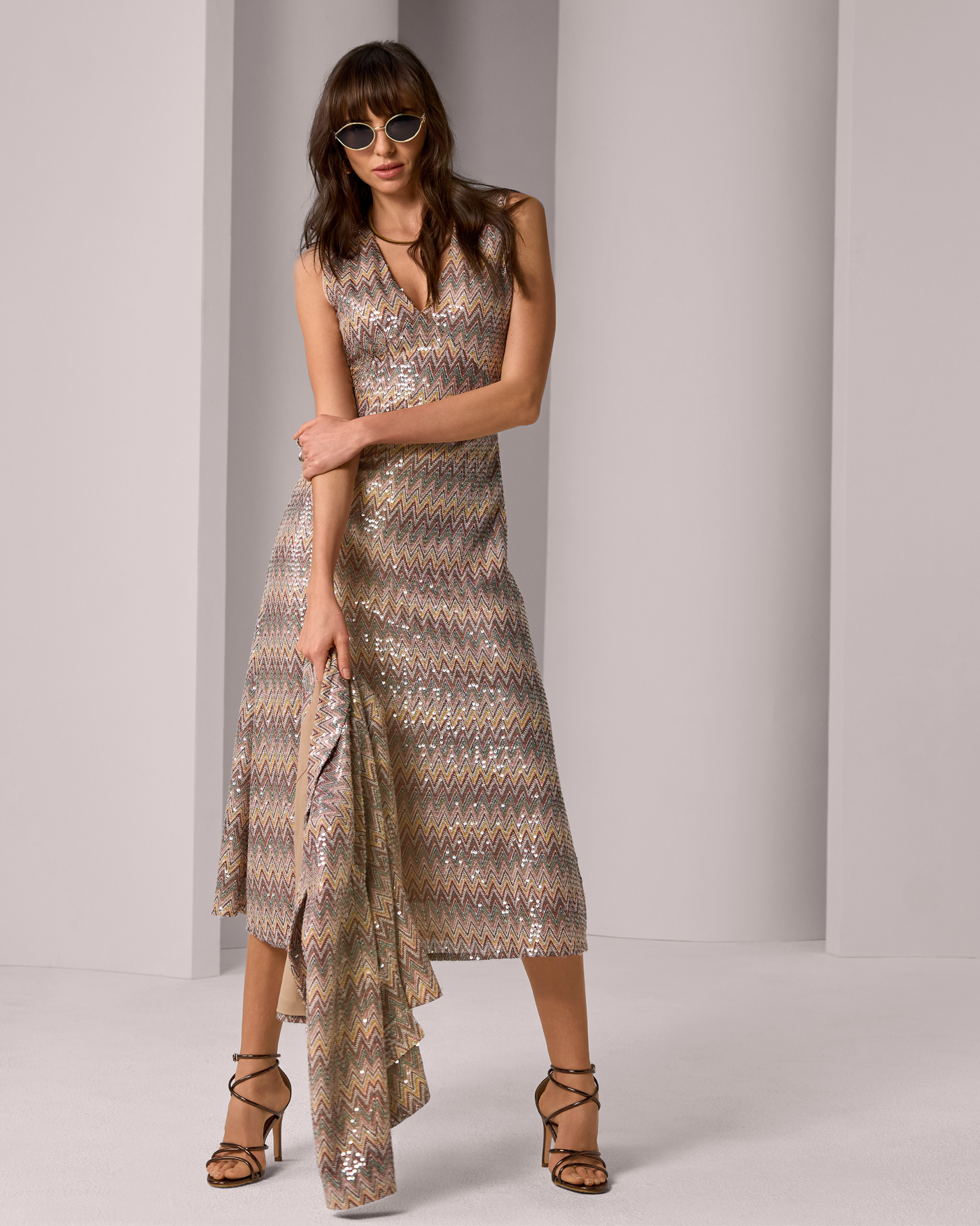 crochet hem dress Cream Open Knit Fringe Midi 颜色:Leopard brown It is surrounded by maddie6524 Club L London Maternity