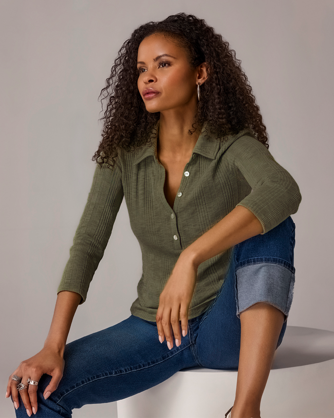 Variegated Rib Collared Henley Olive Night