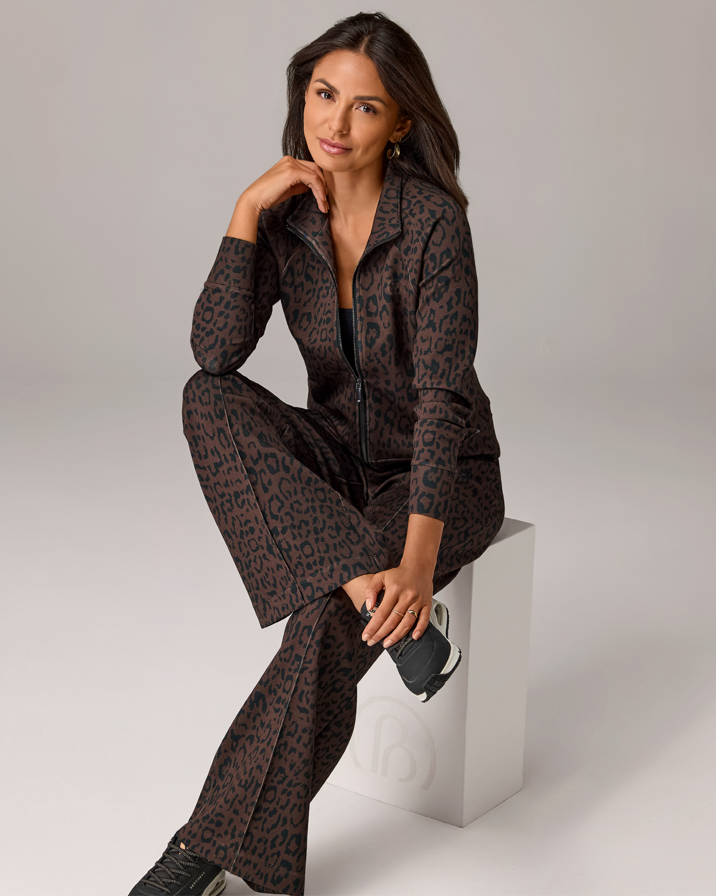 Printed Luxe Lounge Zip Front Seam Detail Jacket and Wide Leg Pintuck Pant Set On The Run Cheetah